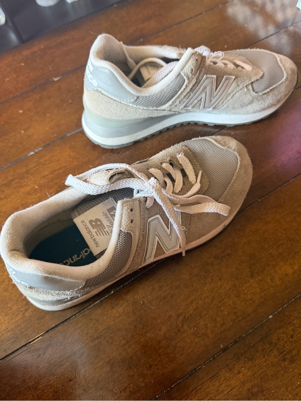 New Balance Beige/Tan Women's Suede Mesh Sneakers - Picture 3 of 6